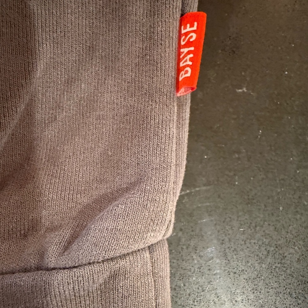 Bayse Soft Lined Button Down Charcoal Crewneck  Grey Sweater NWT - Picture 5 of 5